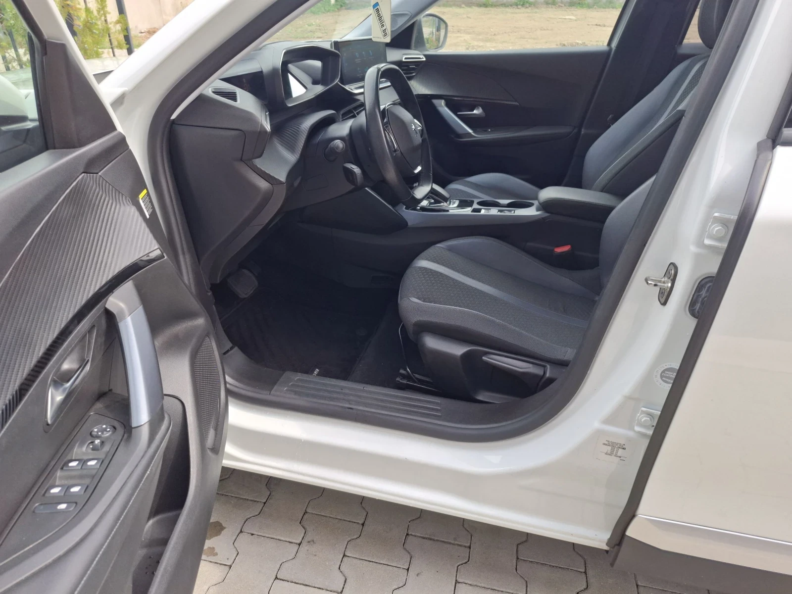 Peugeot 2008 57kw* * , снимка 14 - Автомобили и джипове - 54945342