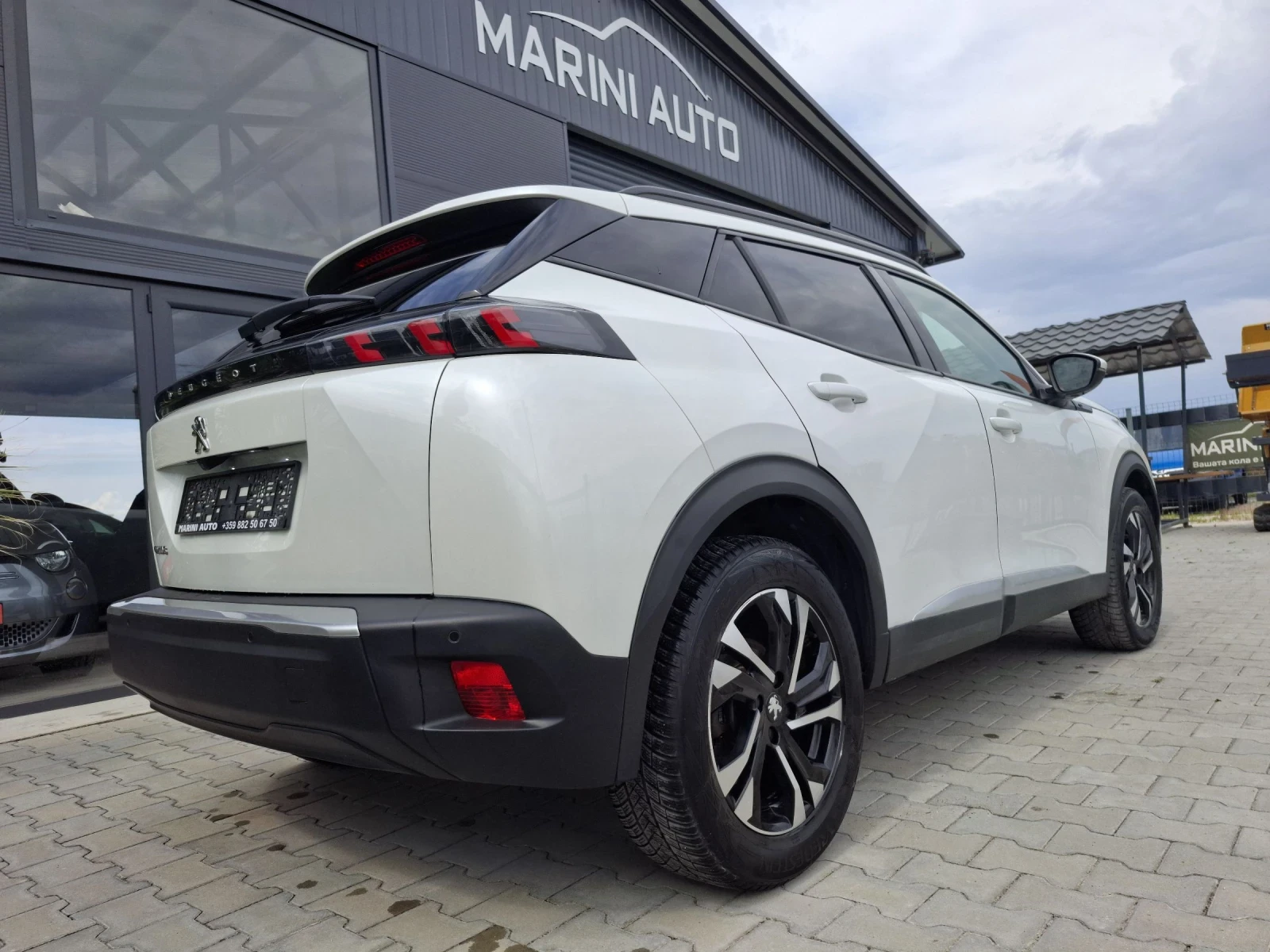Peugeot 2008 57kw* * , снимка 5 - Автомобили и джипове - 54945342