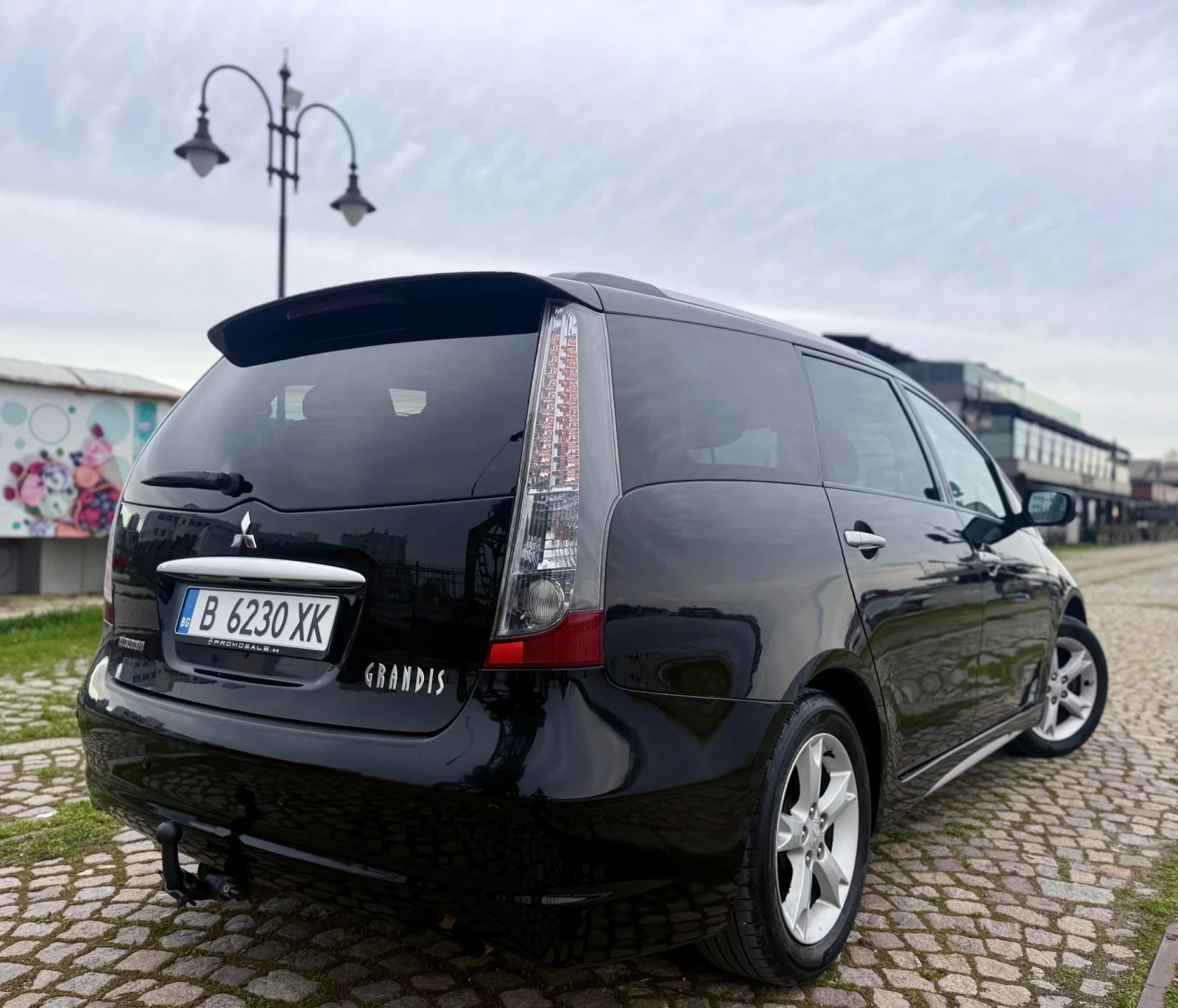 Mitsubishi Grandis Автомат/ 7 местен/ , снимка 5 - Автомобили и джипове - 55698587