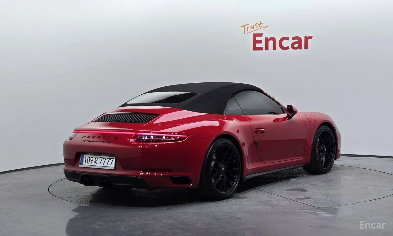 Porsche 911 CARRERA 4* GTS* F1 ВОЛАН* ОБДУХ* БЕЗ ИНЦИДЕНТИ, снимка 4 - Автомобили и джипове - 55352396