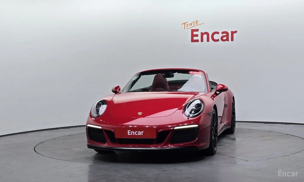 Porsche 911 CARRERA 4* GTS* F1 ВОЛАН* ОБДУХ* БЕЗ ИНЦИДЕНТИ, снимка 2 - Автомобили и джипове - 55352396