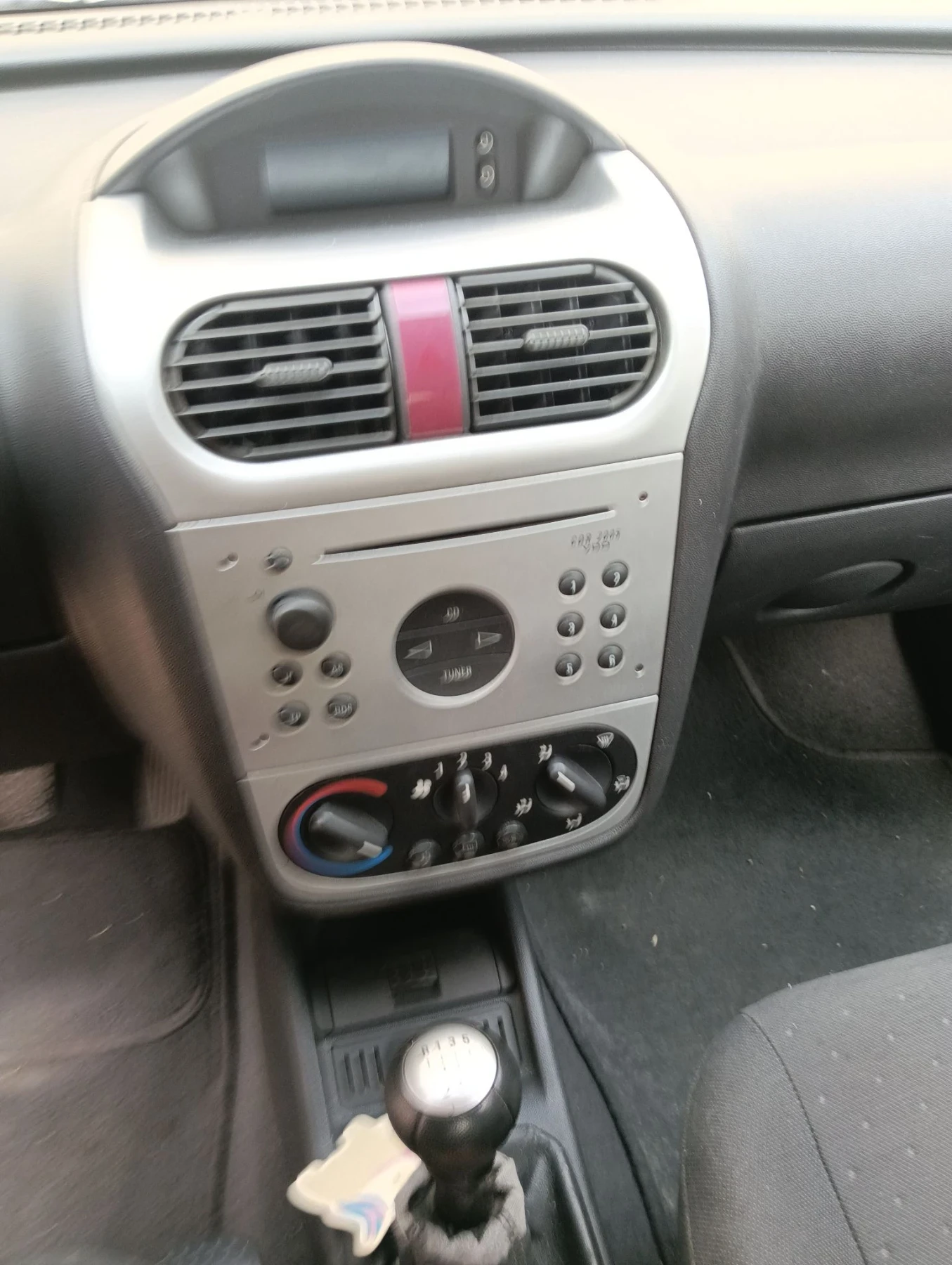 Opel Corsa, снимка 6 - Автомобили и джипове - 55612073