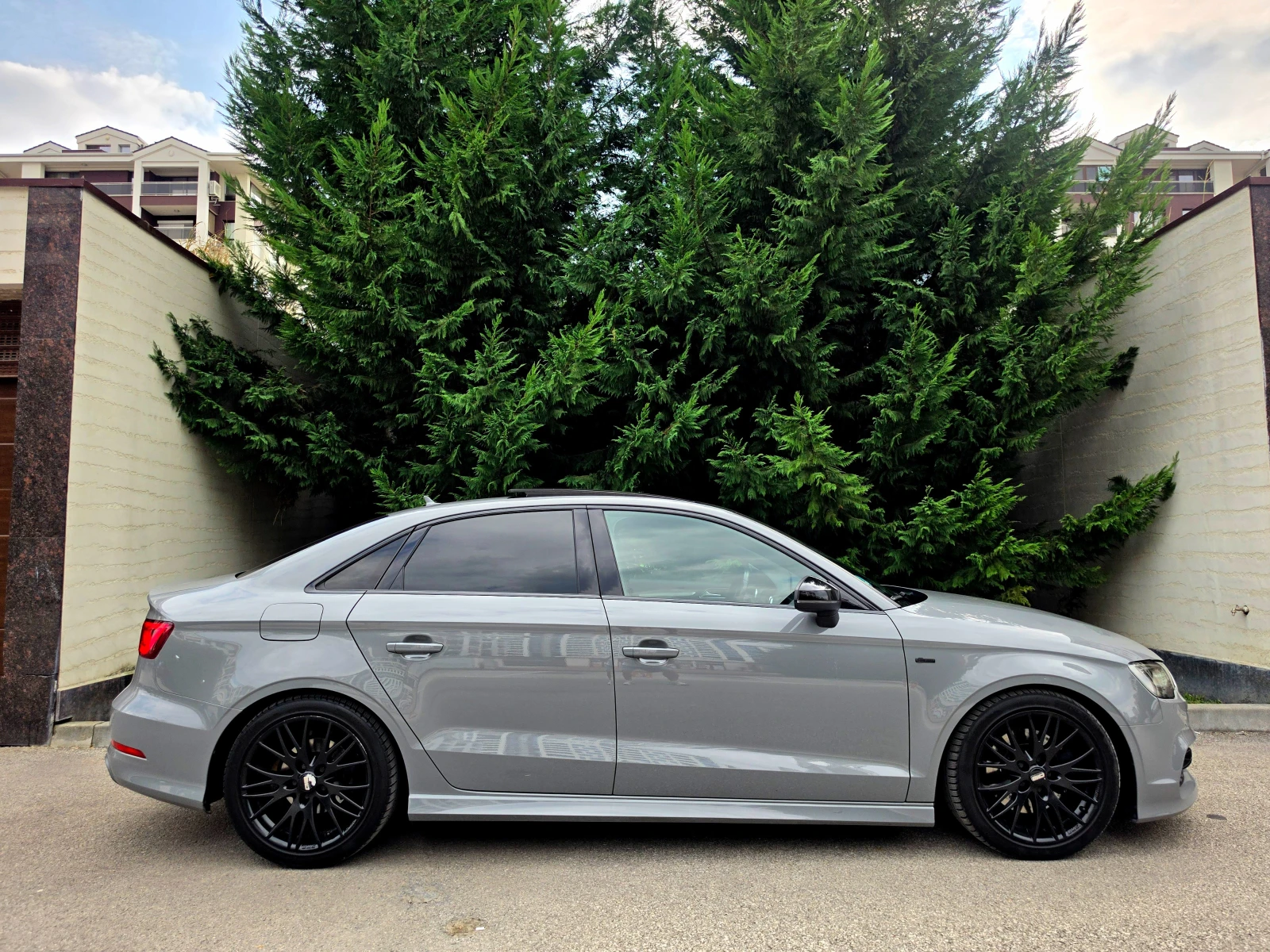 Audi A3 2.0 s-line 4x4 FULL , снимка 4 - Автомобили и джипове - 55656307