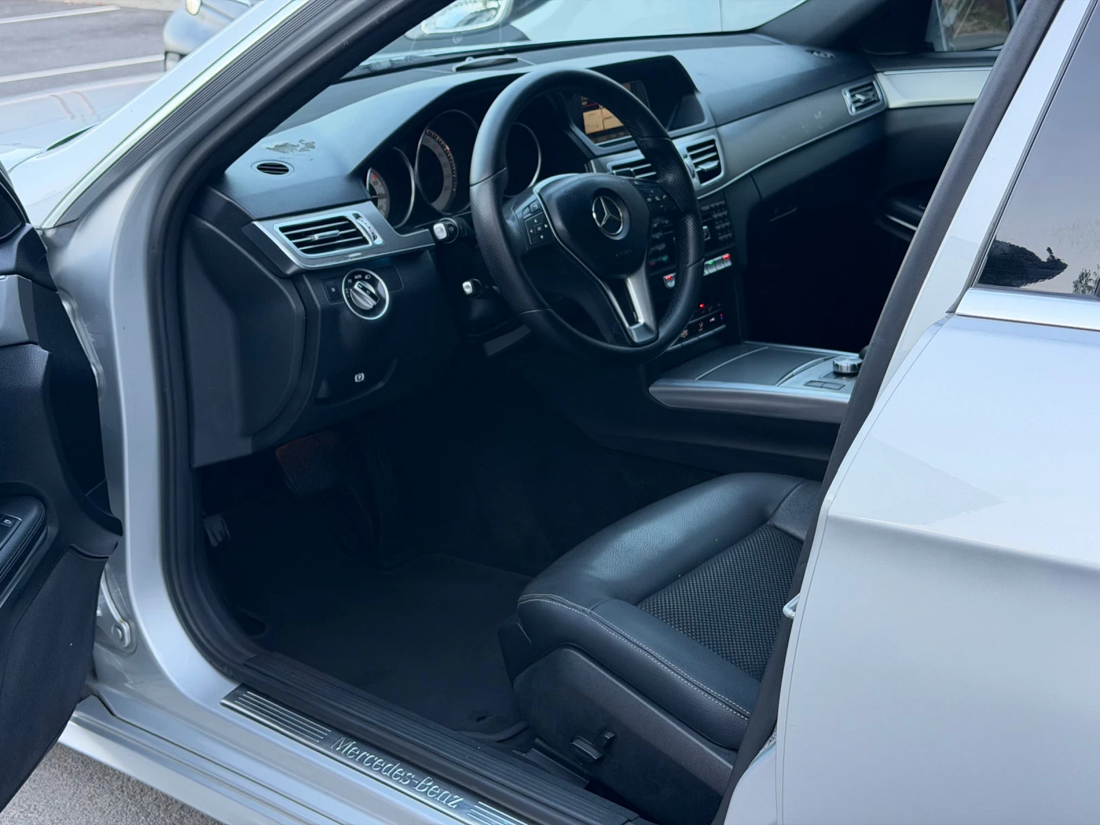 Mercedes-Benz E 220 2.2CDi 170 9G-Tronic Avantgarde, снимка 10 - Автомобили и джипове - 55683834