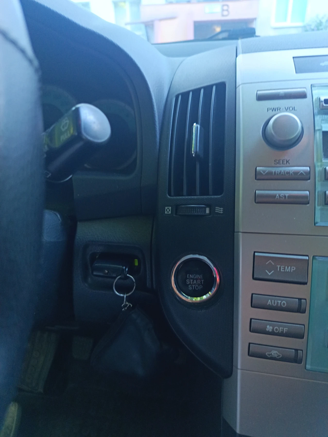 Toyota Corolla verso, снимка 9 - Автомобили и джипове - 55746798