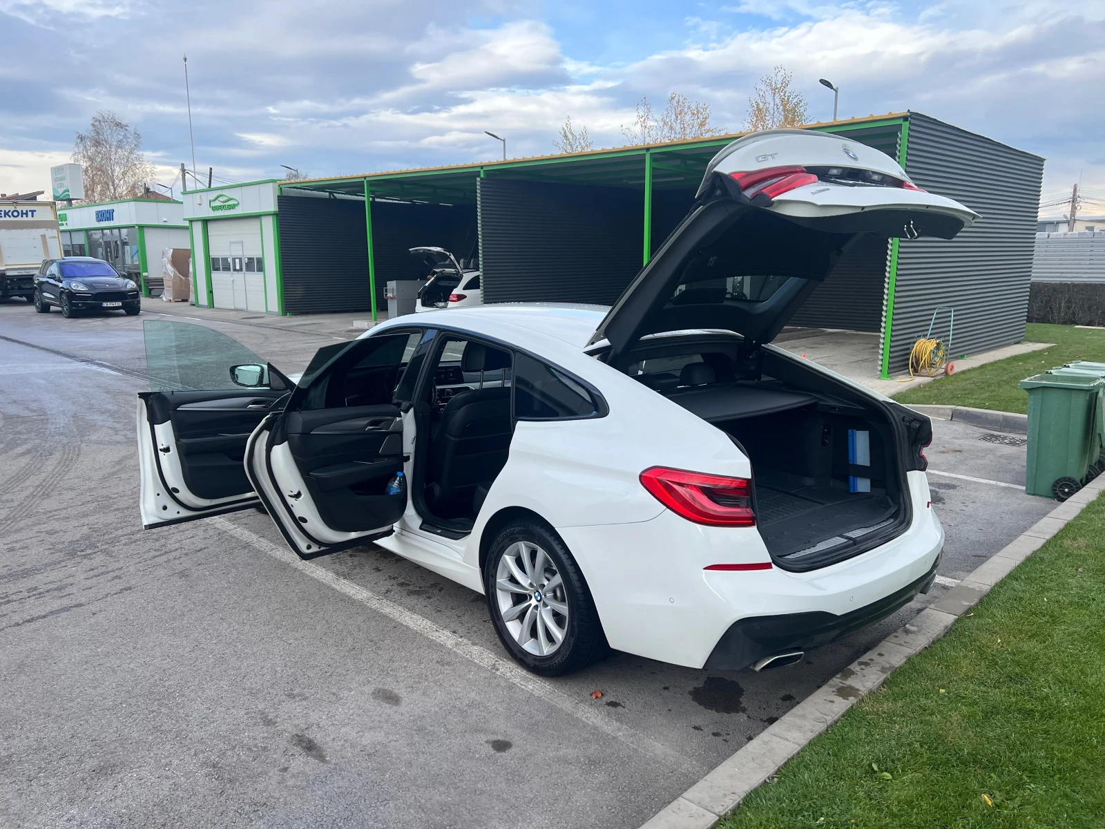 BMW 6 GT xDrive M Sport, , снимка 15 - Автомобили и джипове - 56156137