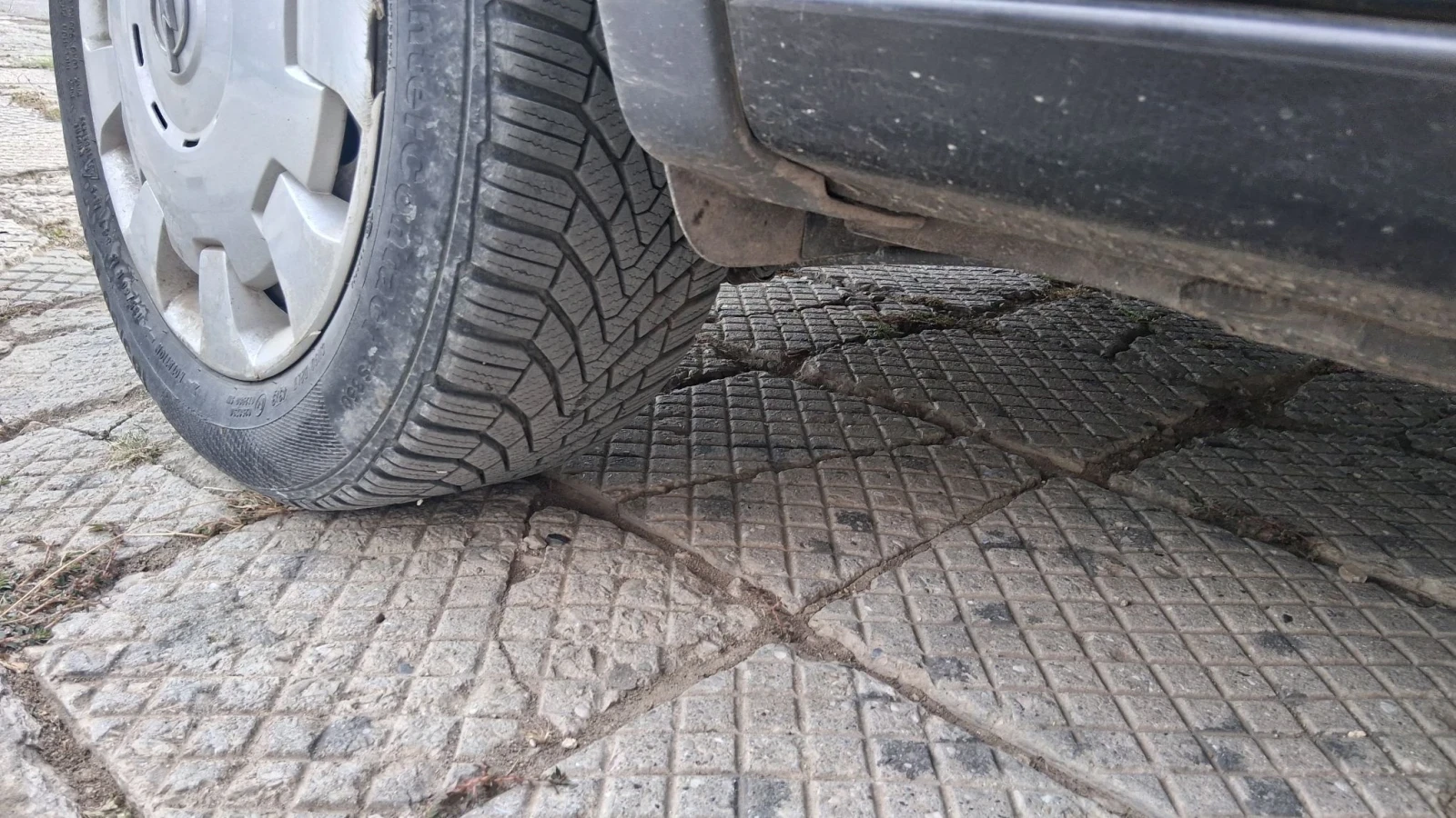 Opel Combo 1.7cdti 101K.C. 4+ 1, снимка 5 - Автомобили и джипове - 56214392