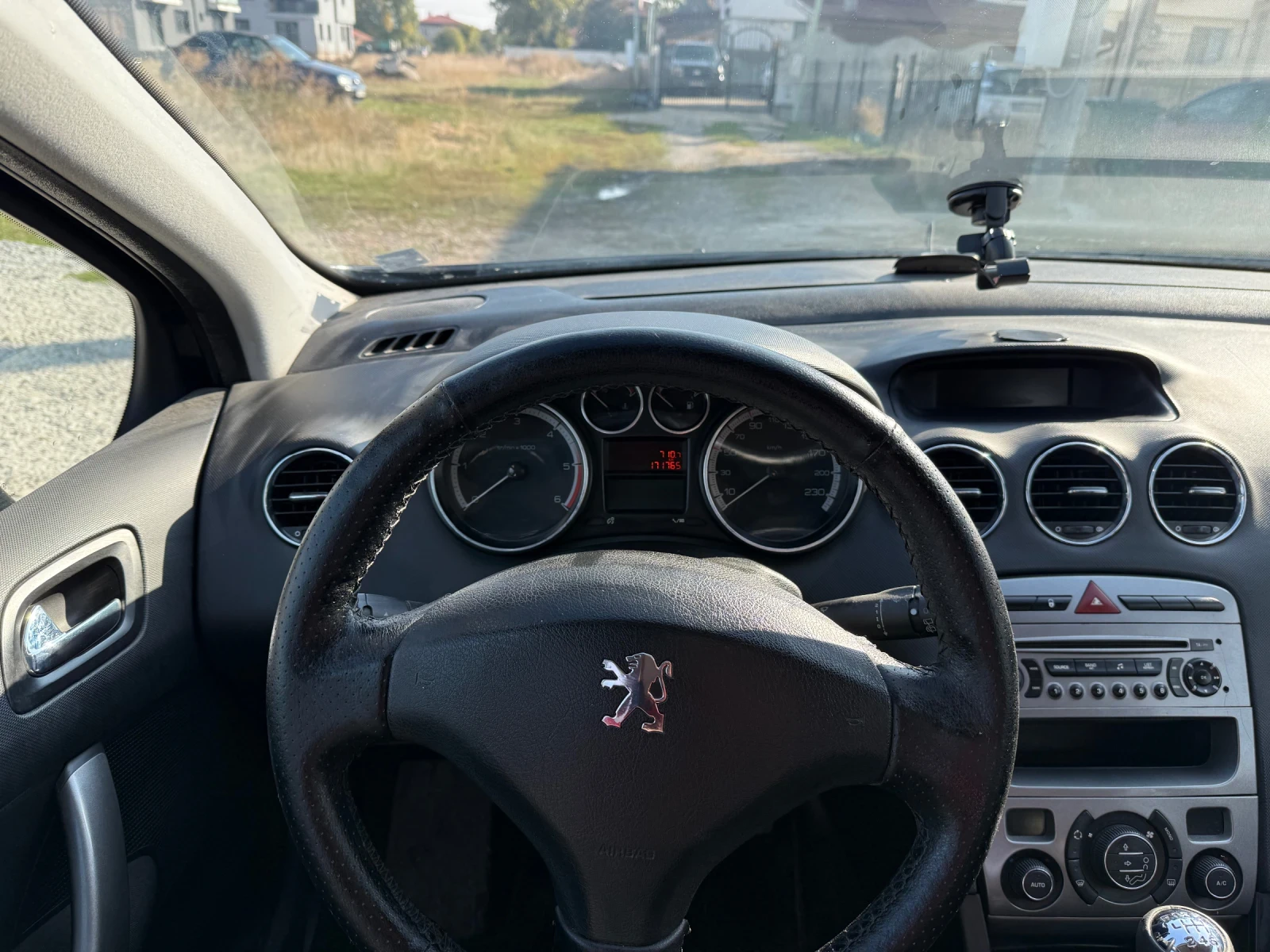 Peugeot 308 1.6 HDI, снимка 5 - Автомобили и джипове - 56642032