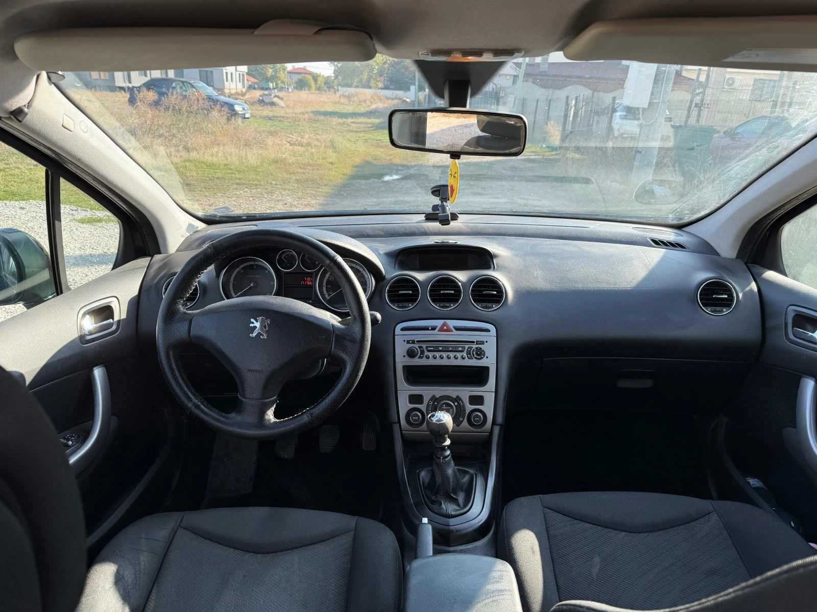 Peugeot 308 1.6 HDI, снимка 6 - Автомобили и джипове - 56642032