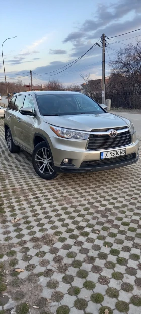 Toyota Highlander LE, снимка 3