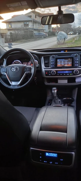 Toyota Highlander LE, снимка 9