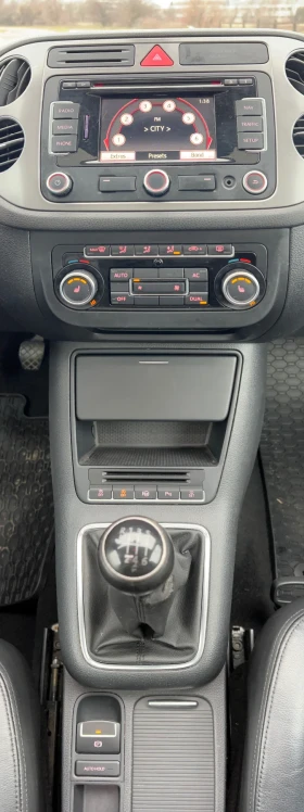 VW Tiguan 2.0Tdi 140 панорама подгрев кожа - 7400 € / 14473.14 лв. - 14633398 17