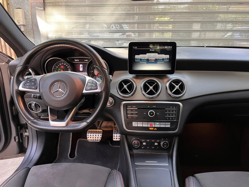 Mercedes-Benz GLA 220 AMG 7-G DST FASCINATION ПАНОРАМА , снимка 17 - Автомобили и джипове - 47414253