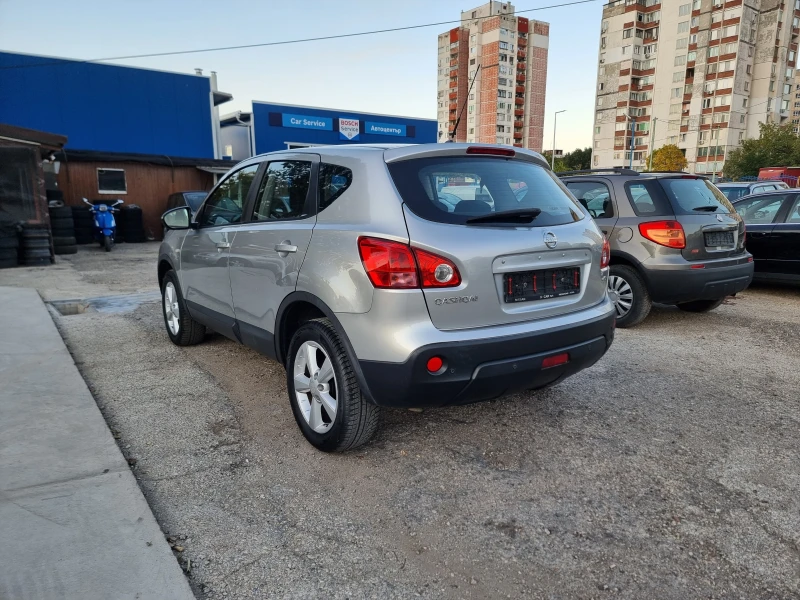 Nissan Qashqai 2.0DCI , снимка 5 - Автомобили и джипове - 47640602