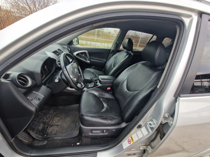 Toyota Rav4 D-CAT 2.2/Подгрев, Камера, Кожа, NAVI, снимка 15 - Автомобили и джипове - 49188103