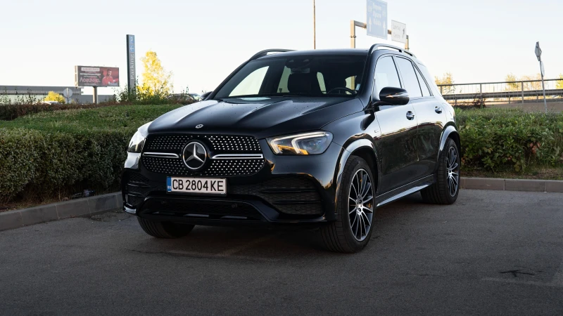 Mercedes-Benz GLE 350 de AMG+ BUR+ NIGH+ PANO+ HUP+ 360, снимка 2 - Автомобили и джипове - 52025314