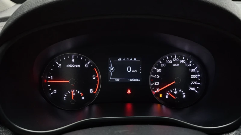 Kia Sportage 2.0 2WD TRENDY autogeorge.com, снимка 8 - Автомобили и джипове - 51903248