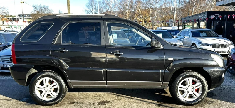 Kia Sportage 2.0CRDI 112HP AUTOMAT 4WD КОЖА, снимка 4 - Автомобили и джипове - 52711122
