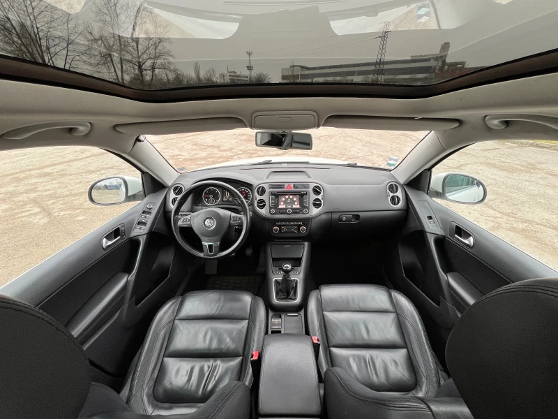 VW Tiguan 2.0Tdi 140 панорама подгрев кожа, снимка 9 - Автомобили и джипове - 53222679