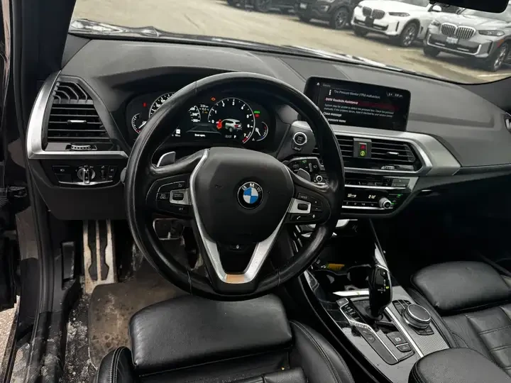 BMW X3 M* SPORT* LANE* ASSIST* 360КАМЕРА* ПАНОРАМА* , снимка 9 - Автомобили и джипове - 54443410