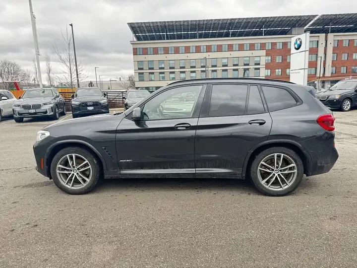 BMW X3 M* SPORT* LANE* ASSIST* 360КАМЕРА* ПАНОРАМА* , снимка 5 - Автомобили и джипове - 54443410