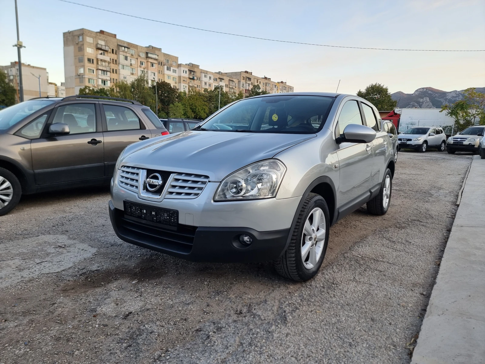 Nissan Qashqai 2.0DCI  - изображение 2