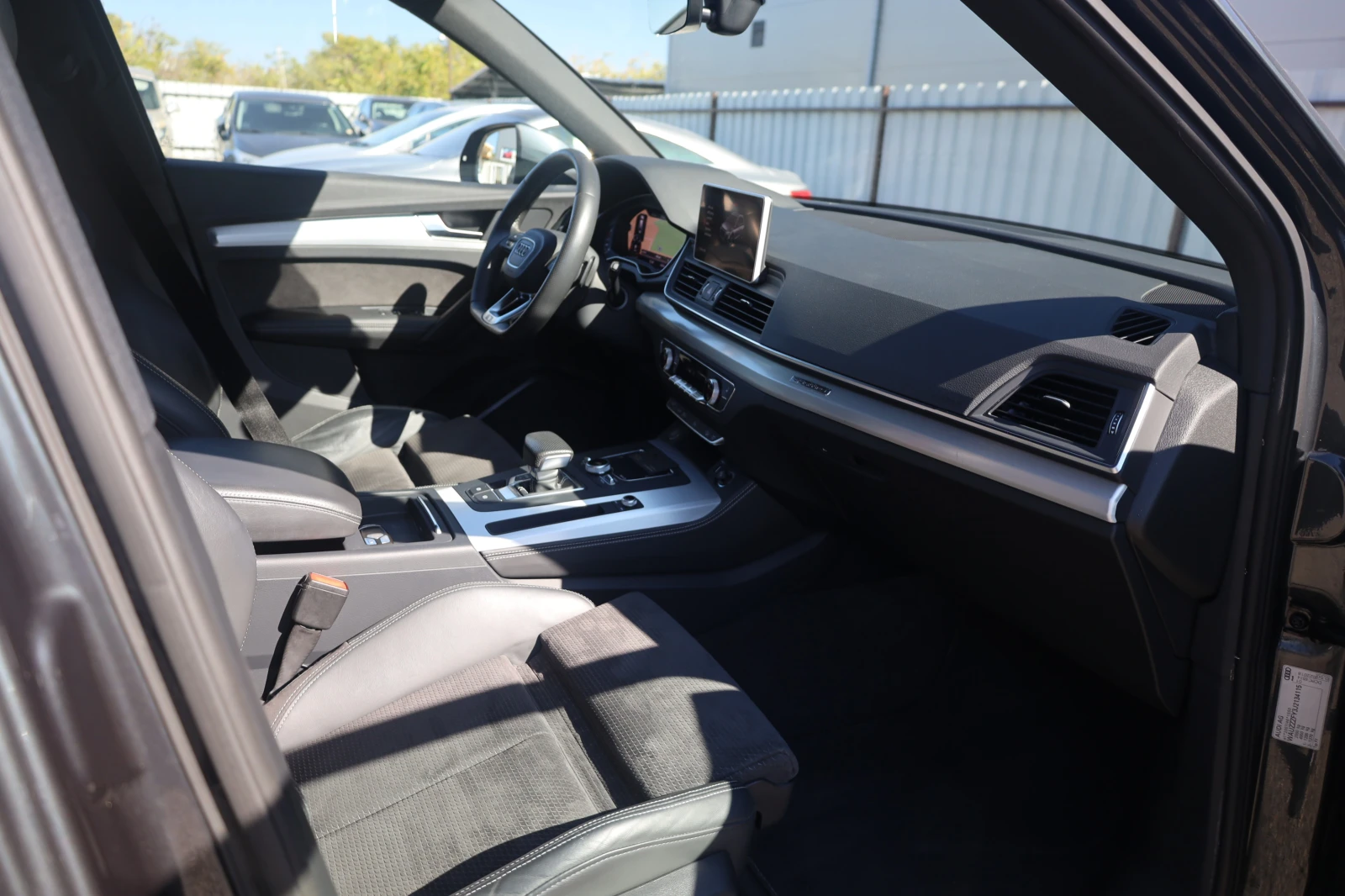 Audi Q5 50TDI quattro S line MASSAGE KeyGO PANO #iCarbg - изображение 8