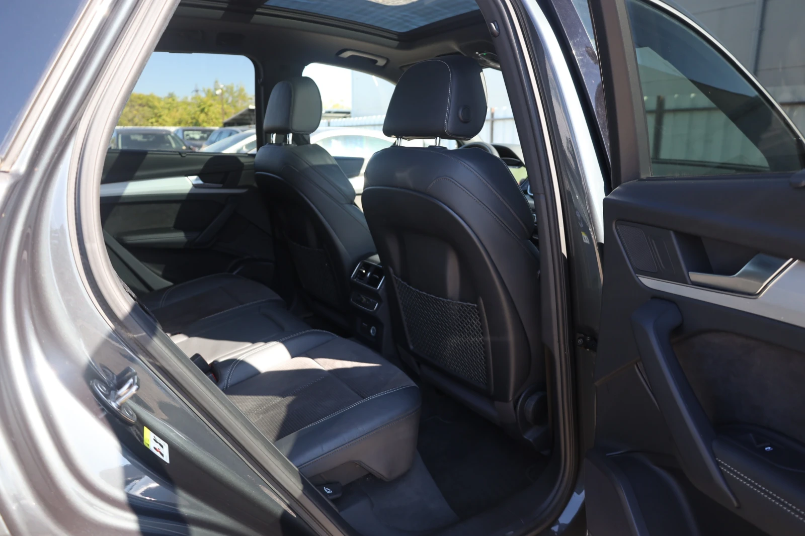 Audi Q5 50TDI quattro S line MASSAGE KeyGO PANO #iCarbg - изображение 9