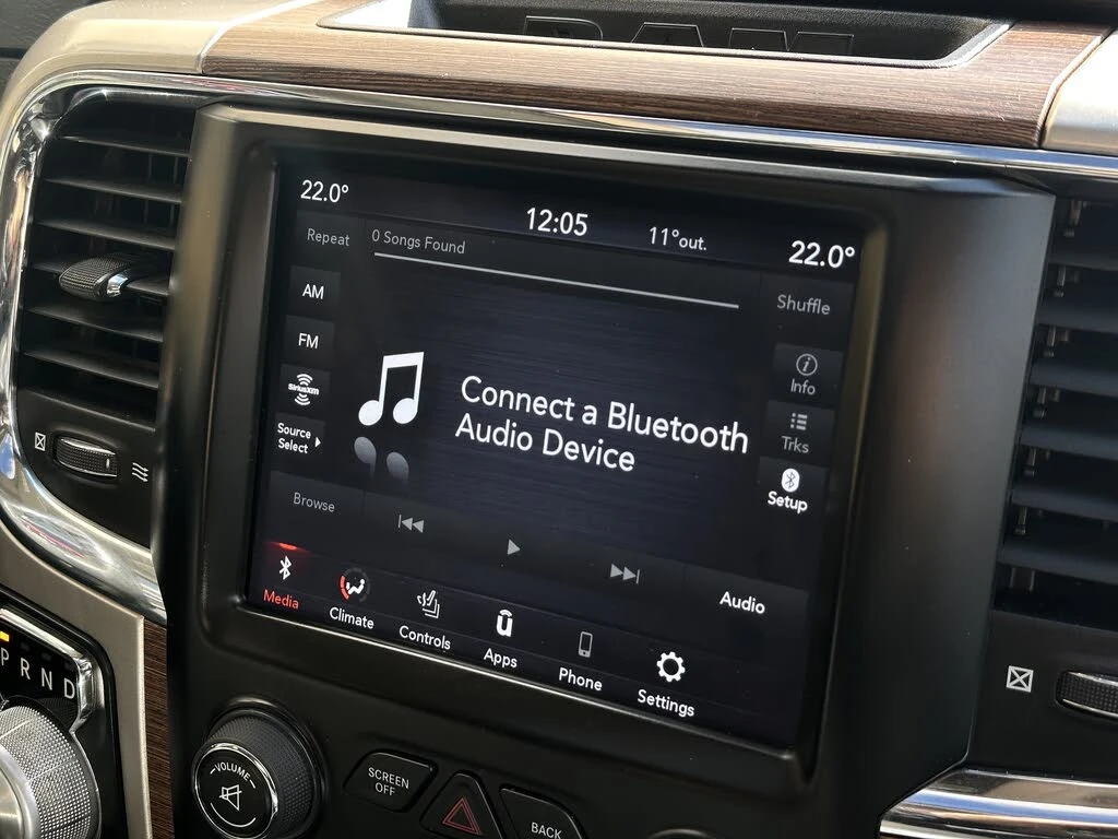 Dodge RAM 1500 Laramie CAM* * CARPLAY* KEYLESS*  | Mobile.bg   11