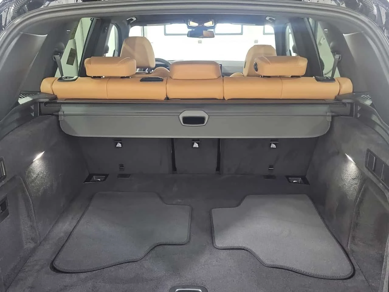 BMW X5 | XDRIVE40I | DIS | 360 | HEAD-UP | PANO | H&K | , снимка 15 - Автомобили и джипове - 54043261