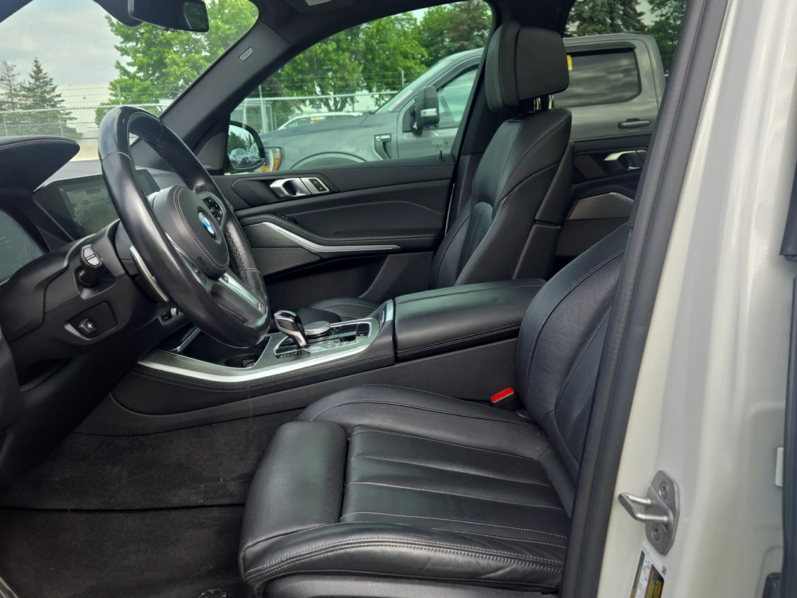 BMW X5 40I * M ПАКЕТ * HEAD UP * ОБДУХВАНЕ * ДИСТРОНИК * , снимка 6 - Автомобили и джипове - 54805096