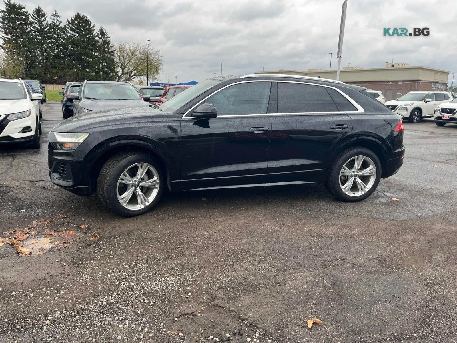 Audi Q8 ПОДГРЕВ* КАМЕРА* 360* М.ТОЧКА, снимка 2 - Автомобили и джипове - 54986713