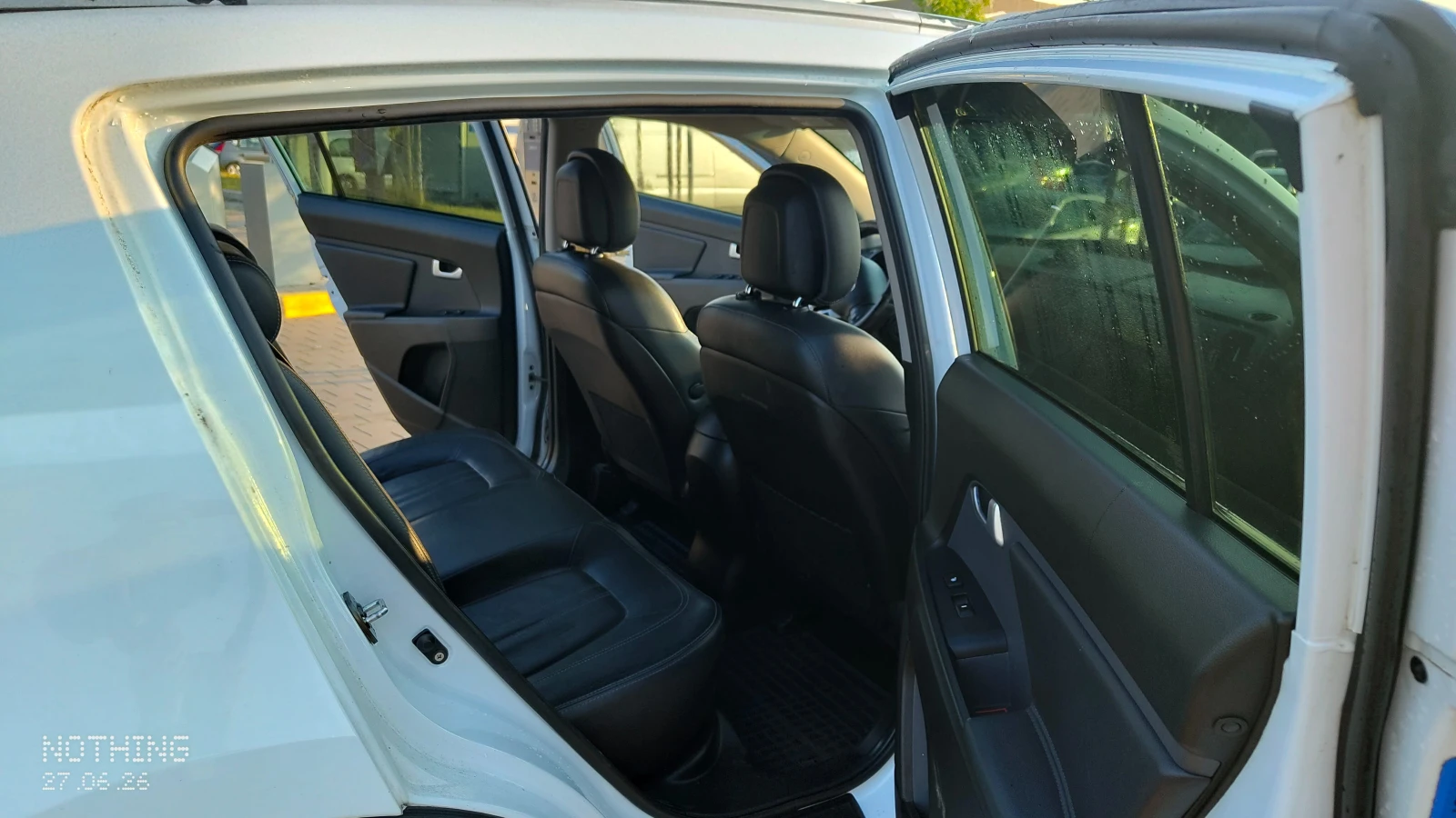 Kia Sportage, снимка 4 - Автомобили и джипове - 55083819