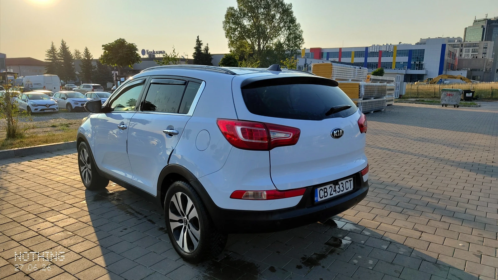 Kia Sportage, снимка 12 - Автомобили и джипове - 55083819