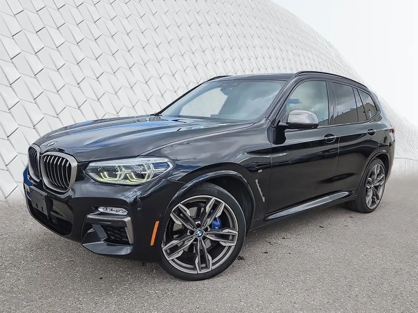 BMW X3 M40i* Head Up* 360* Distronic* H/K* 2чифта гуми