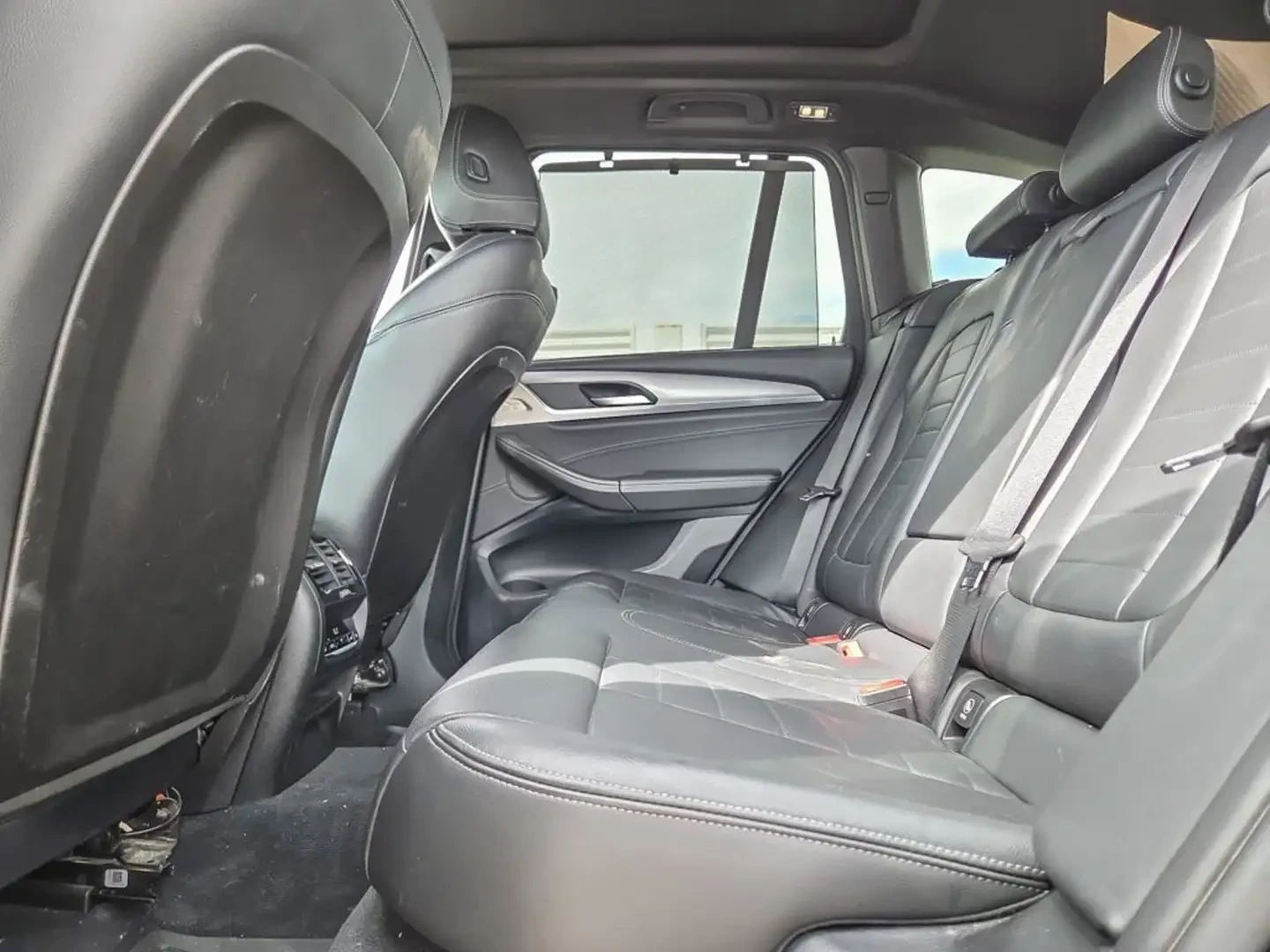 BMW X3 M40i* Head Up* 360* Distronic* H/K* 2чифта гуми, снимка 6 - Автомобили и джипове - 55199310