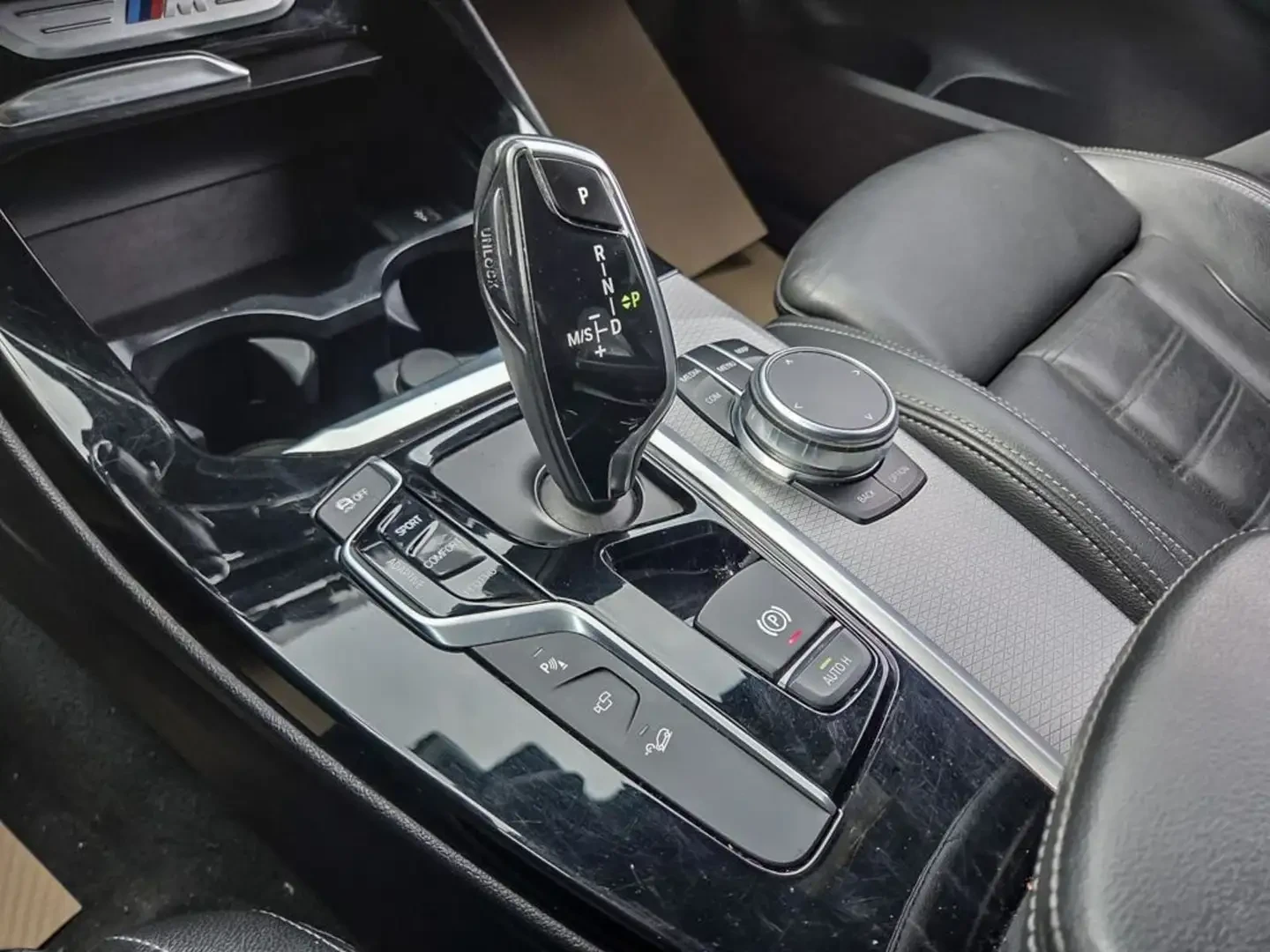 BMW X3 M40i* Head Up* 360* Distronic* H/K* 2чифта гуми, снимка 7 - Автомобили и джипове - 55199310