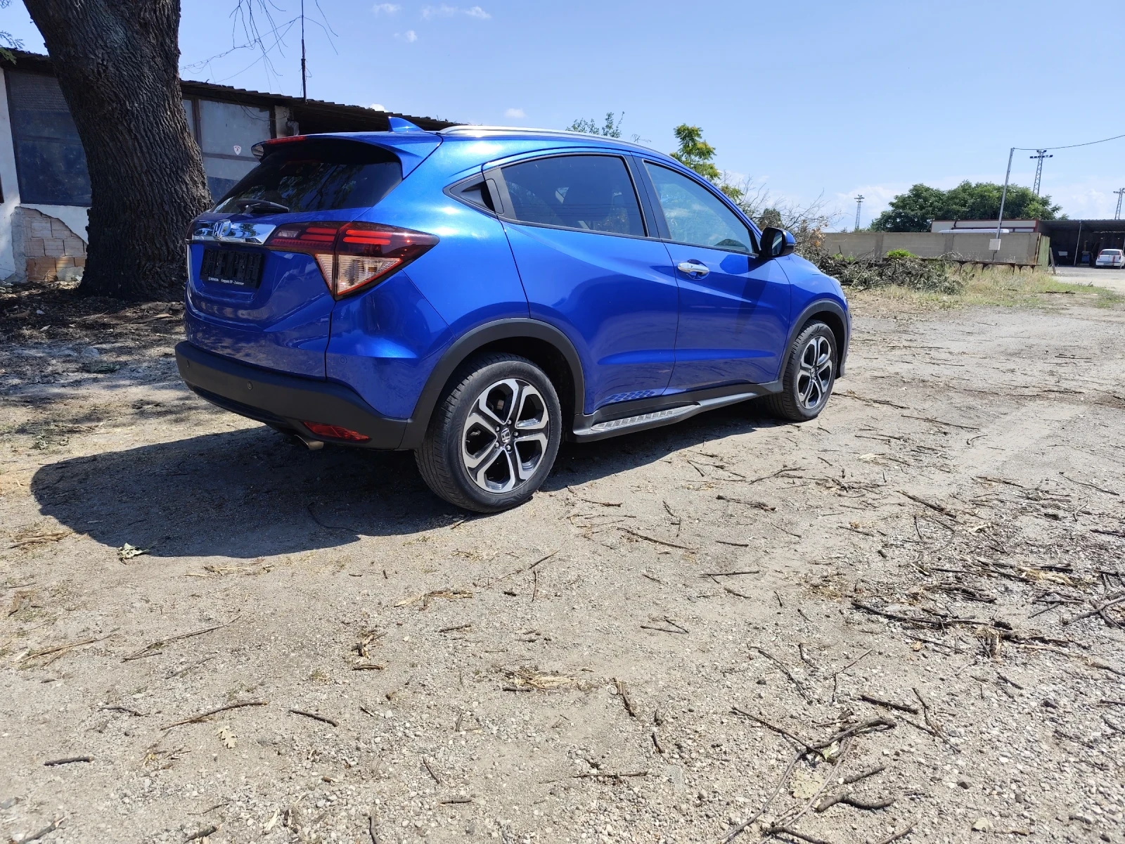 Honda Hr-v 1.5 pano бензин, снимка 3 - Автомобили и джипове - 55743396
