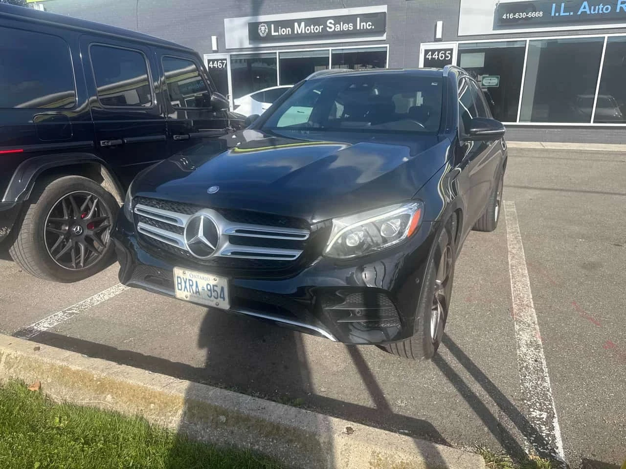 Mercedes-Benz GLC 300 * CARFAX * ОПЦИЯ ЗА ФИНАНСИРАНЕ