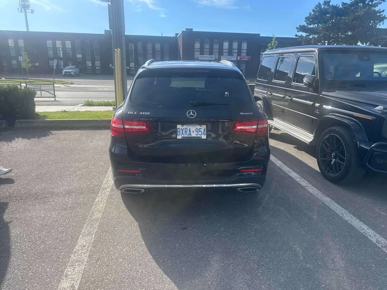 Mercedes-Benz GLC 300 * CARFAX * ОПЦИЯ ЗА ФИНАНСИРАНЕ, снимка 4 - Автомобили и джипове - 55777795