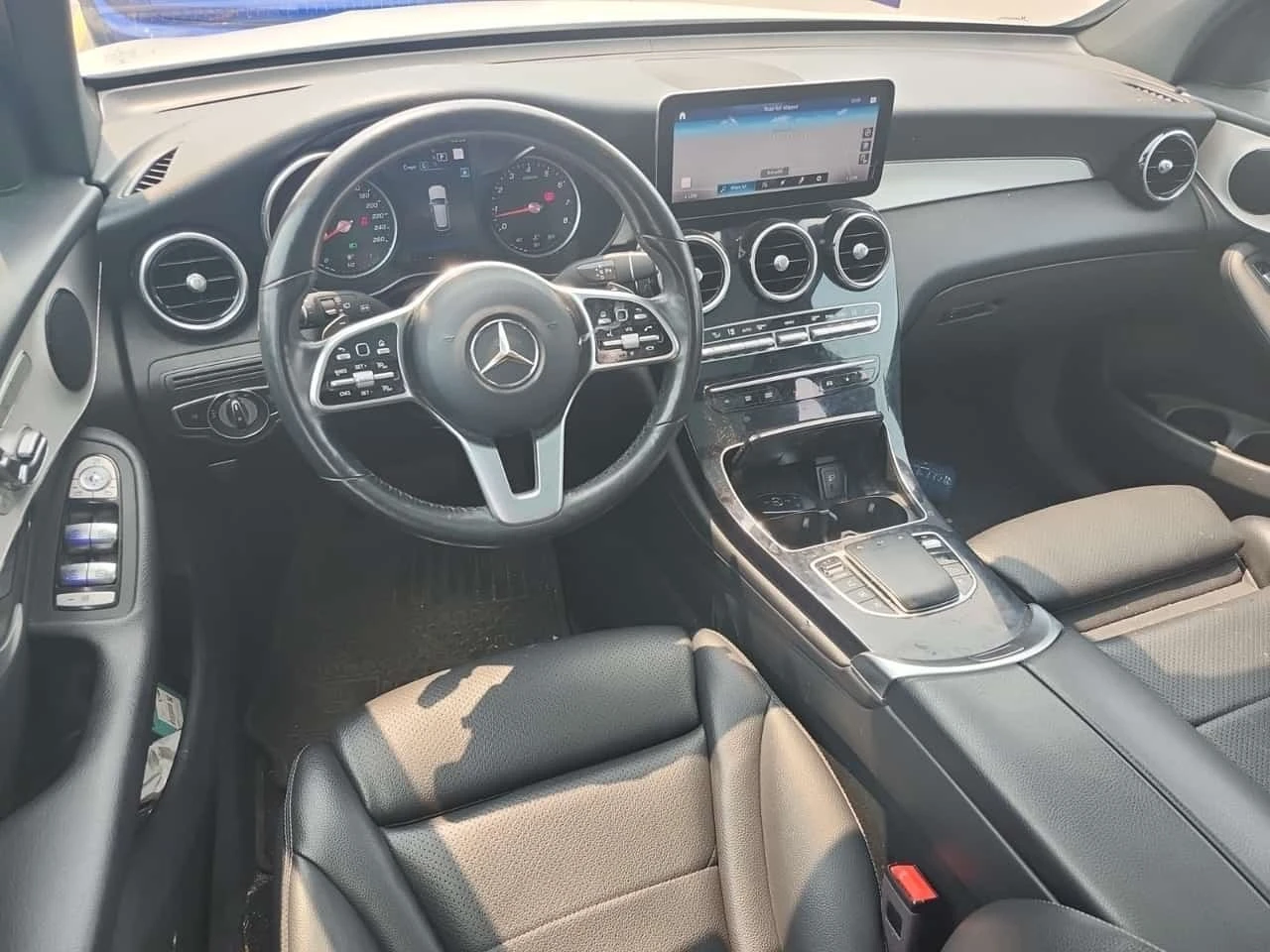 Mercedes-Benz GLC 300 * CARFAX * ПАНОРАМА * АВТОКРЕДИТ * , снимка 10 - Автомобили и джипове - 55781491