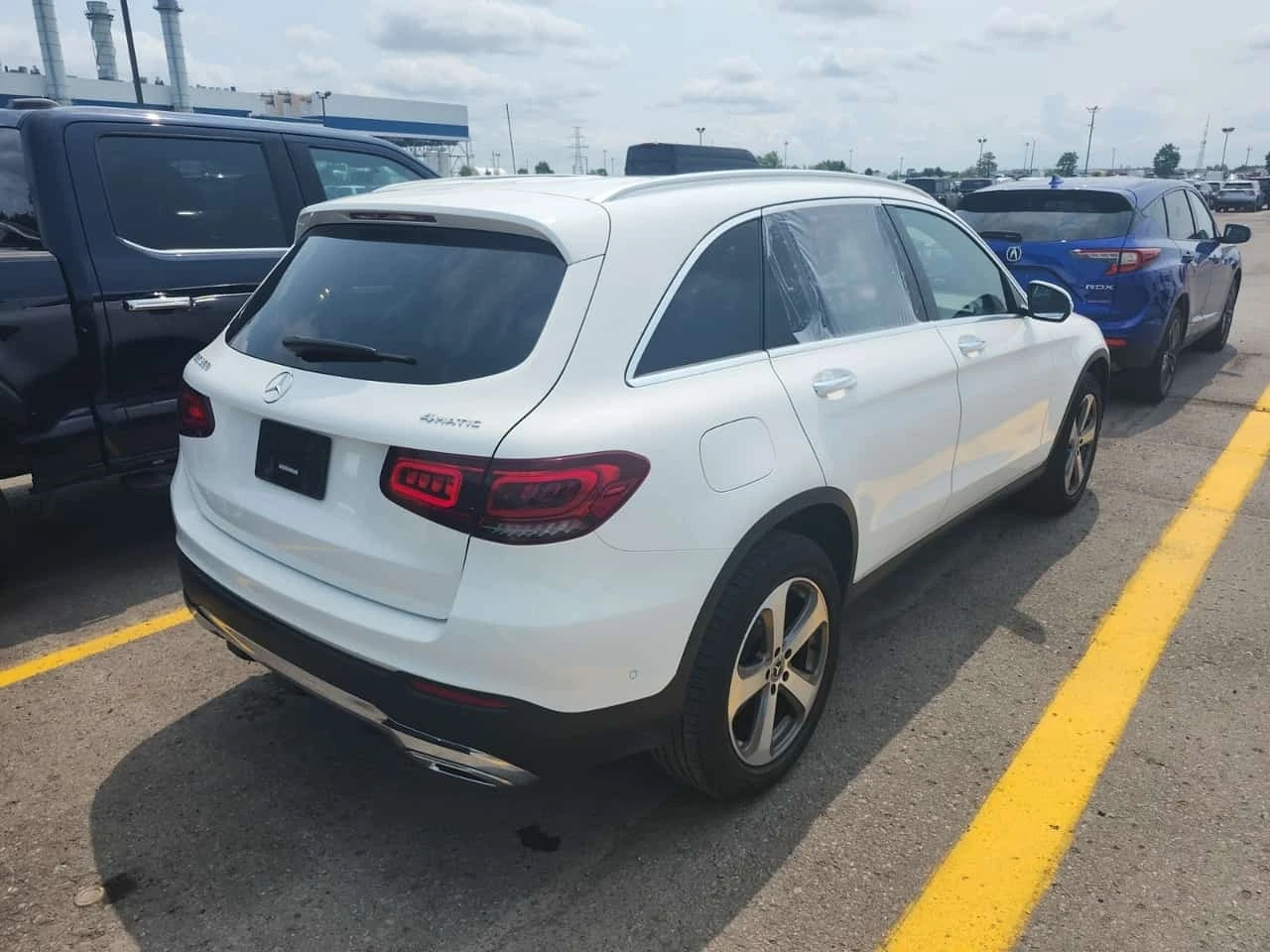 Mercedes-Benz GLC 300 * CARFAX * ПАНОРАМА * АВТОКРЕДИТ * , снимка 3 - Автомобили и джипове - 55781491