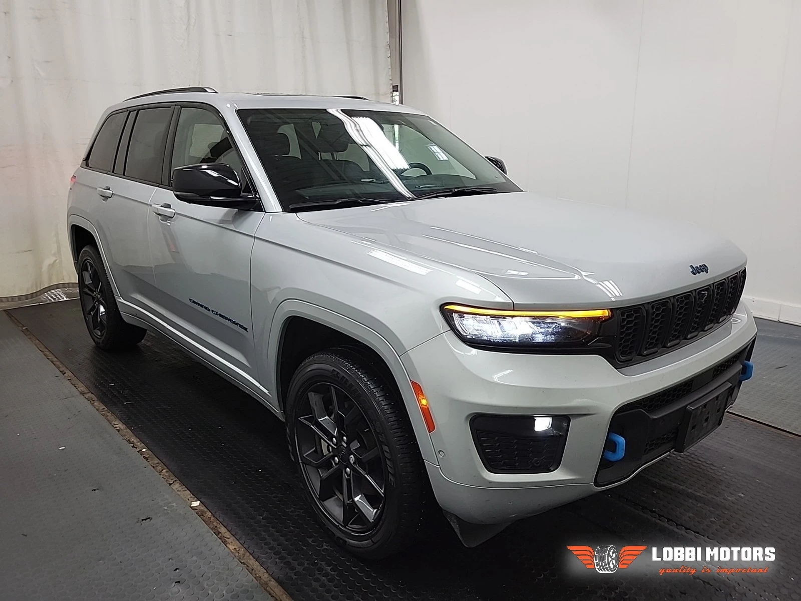 Jeep Grand cherokee, снимка 5 - Автомобили и джипове - 56295759