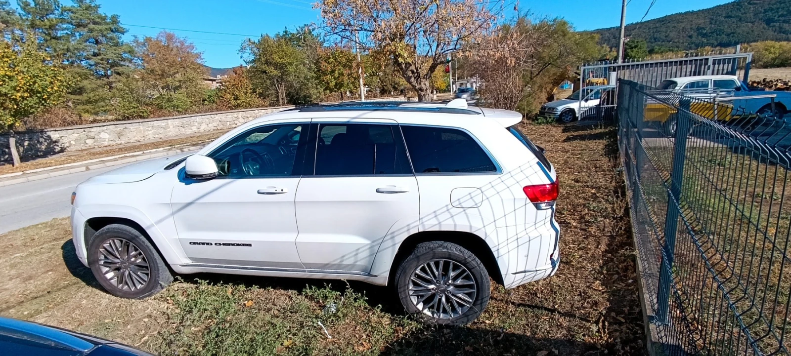 Jeep Grand cherokee SUMMIT, снимка 3 - Автомобили и джипове - 56646650