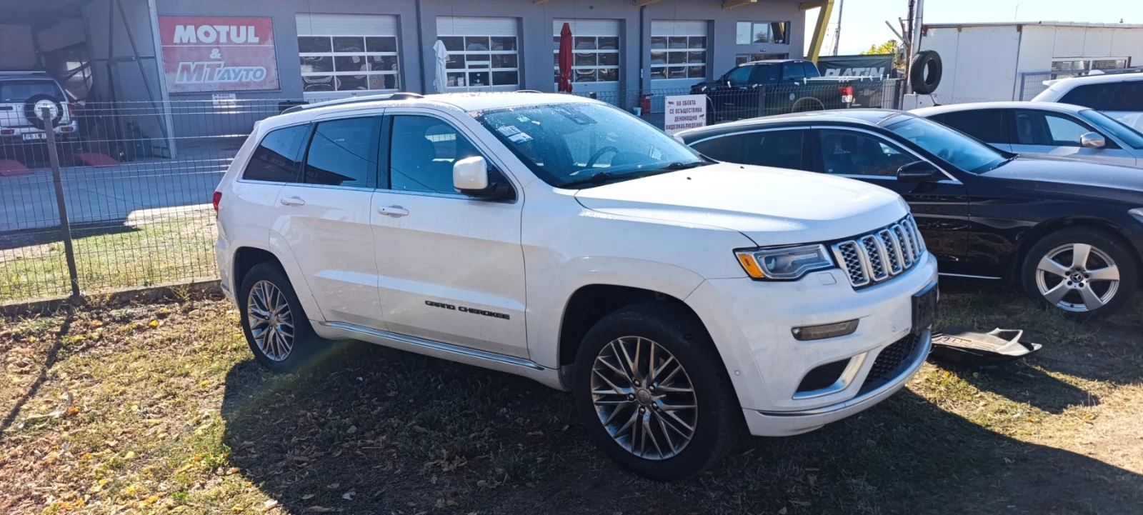 Jeep Grand cherokee SUMMIT, снимка 2 - Автомобили и джипове - 56646650