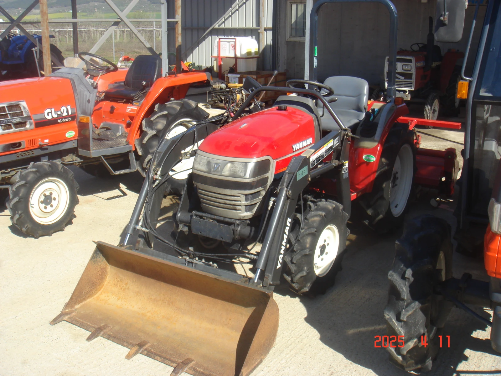 Трактор Kubota СКАЙТРАК - изображение 2