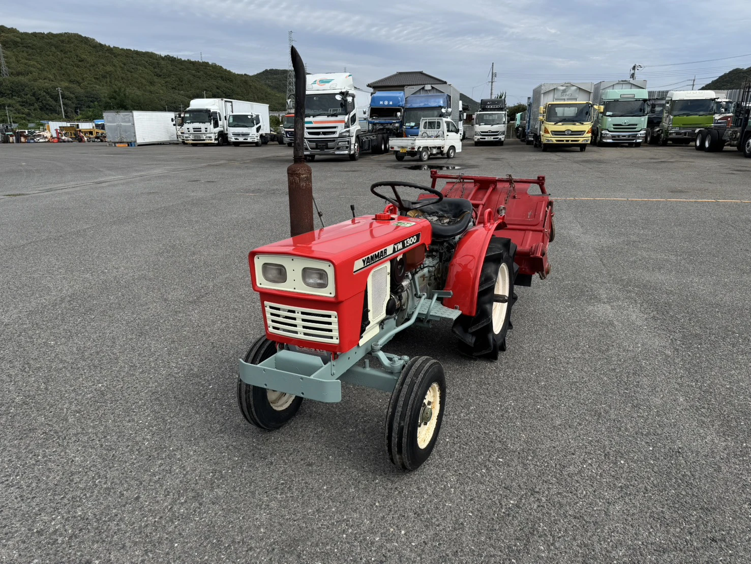 Трактор Yanmar YM1300S