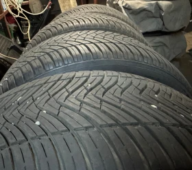 Гуми Всесезонни 235/55R19, снимка 8