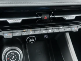 Alfa Romeo Tonale Veloce AWD, снимка 13