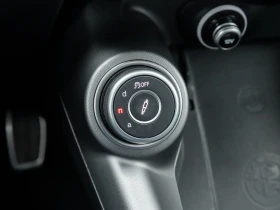 Alfa Romeo Tonale Veloce AWD, снимка 12